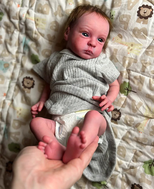 Muñeca Reborn Realista Liz niña 45cm y 1.700kg + Pack Premium