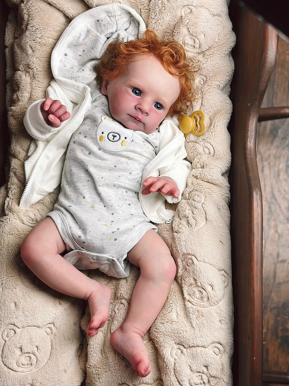 Muñeca Reborn Realista Ana niña 52cm y 1.700kg + Pack Premium