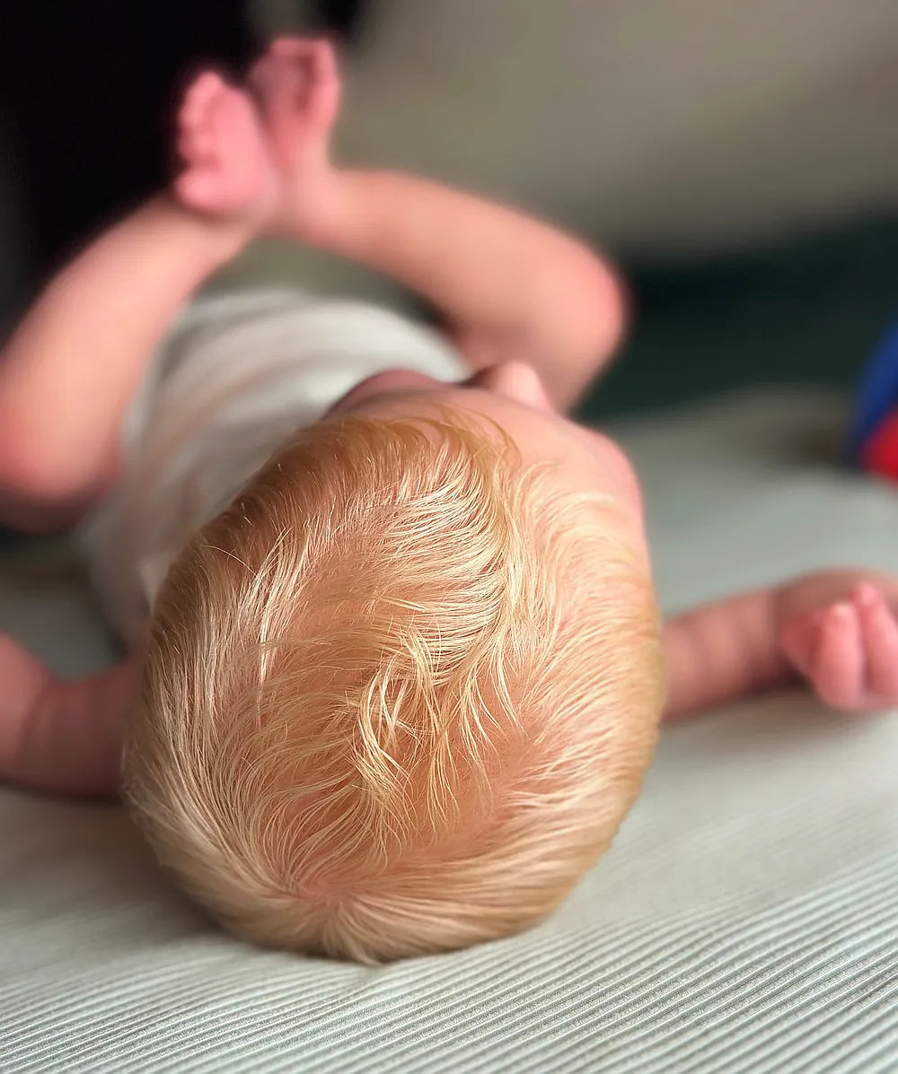 Muñeco Reborn Realista Luan niño 50cm y 1.700kg + Pack Premium