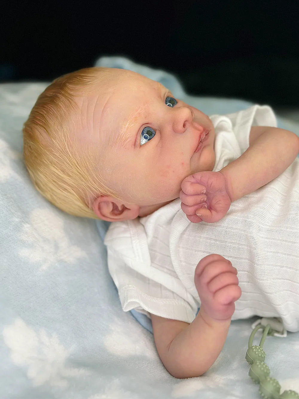 Muñeco Reborn Realista Lucas niño 51cm y 1.700kg + Pack Premium