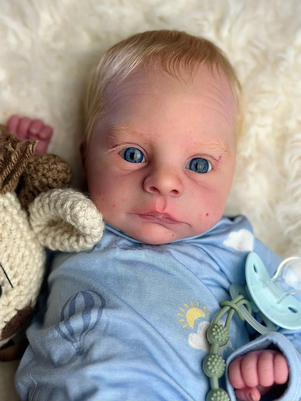 Muñeco Reborn Realista Lucas niño 51cm y 1.700kg + Pack Premium