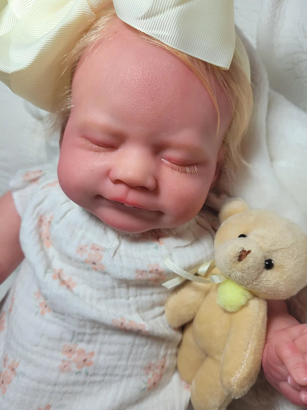 Muñeca Reborn Realista Maria niña 45cm y 1.600kg + Pack Premium