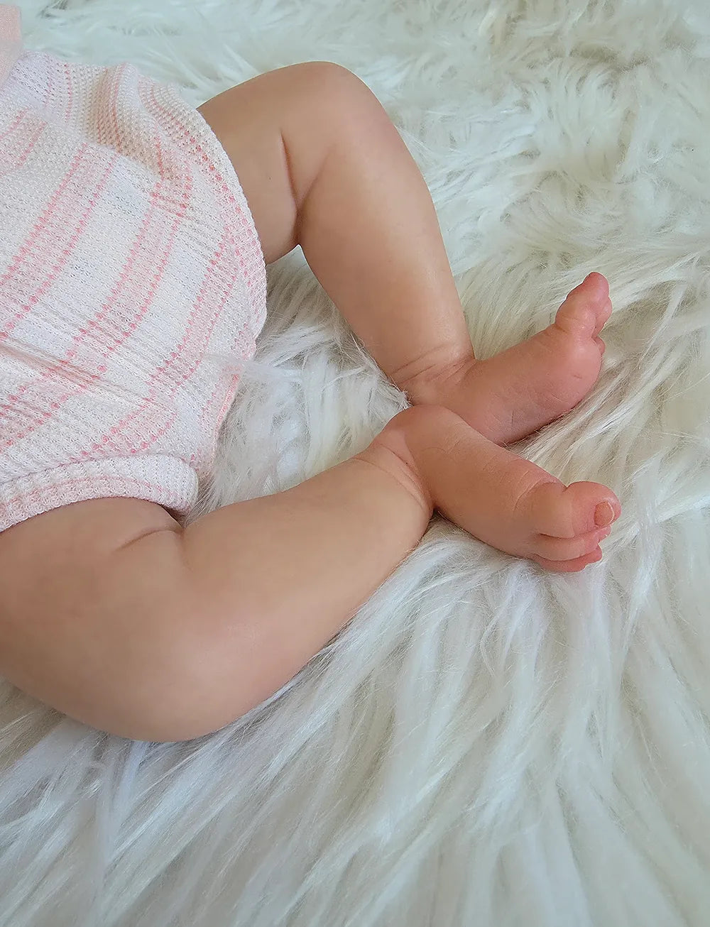 Muñeca Reborn Realista Emilía niña 49cm y 1.700kg + Pack Premium