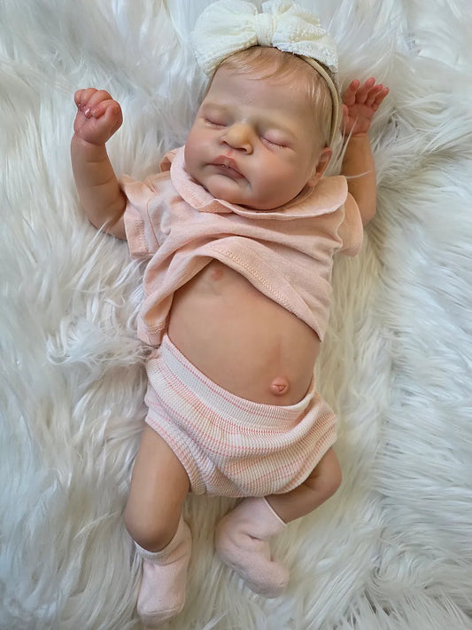 Muñeca Reborn Realista Emilía niña 49cm y 1.700kg + Pack Premium