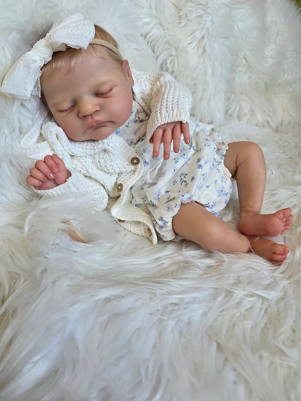 Muñeca Reborn Realista Emilía niña 49cm y 1.700kg + Pack Premium