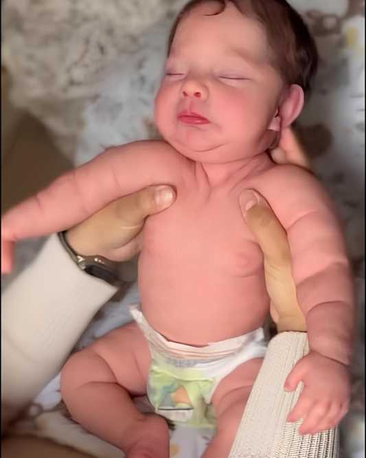 Muñeco Reborn Realista Gabriel Niño 49cm y 1.800 kg + Pack Premium