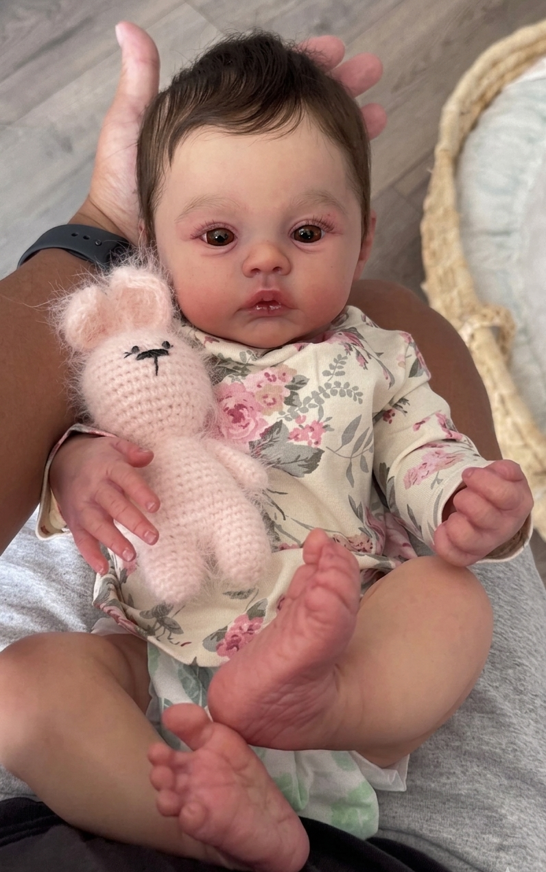 Muñeca Reborn Valentina Niña  54cm y 1.800 kg + Pack Premium