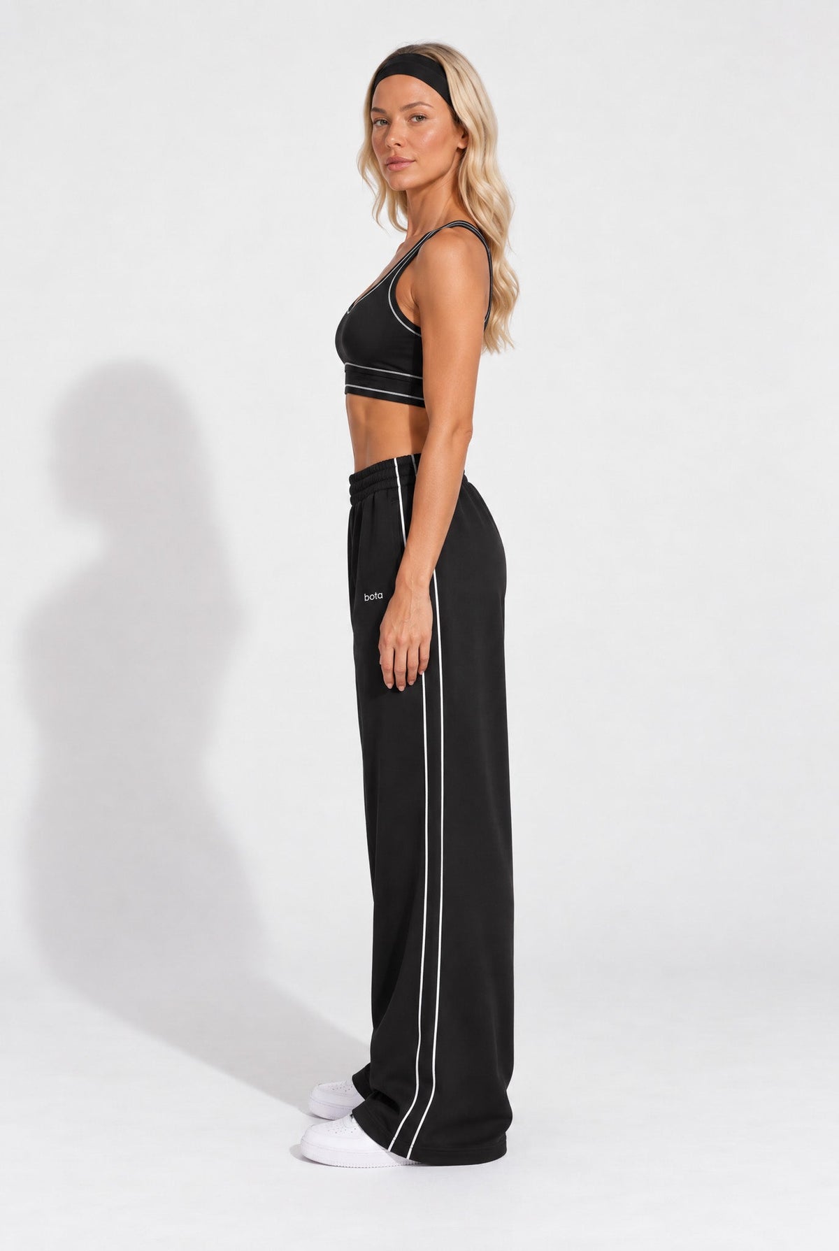 Organic Cotton Sports Bra & Sweatpants Set | Black