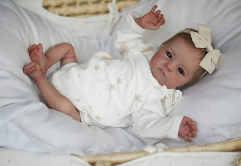 Muñeca Reborn Realista Elisa Niña 49cm y 2.100 kg + Pack Premium