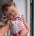 Muñeca Reborn Realista Carol Niña 49cm y 1.800 kg + Pack Premium